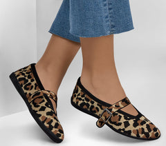 Cleo Walk - Runway Hit | Skechers sale