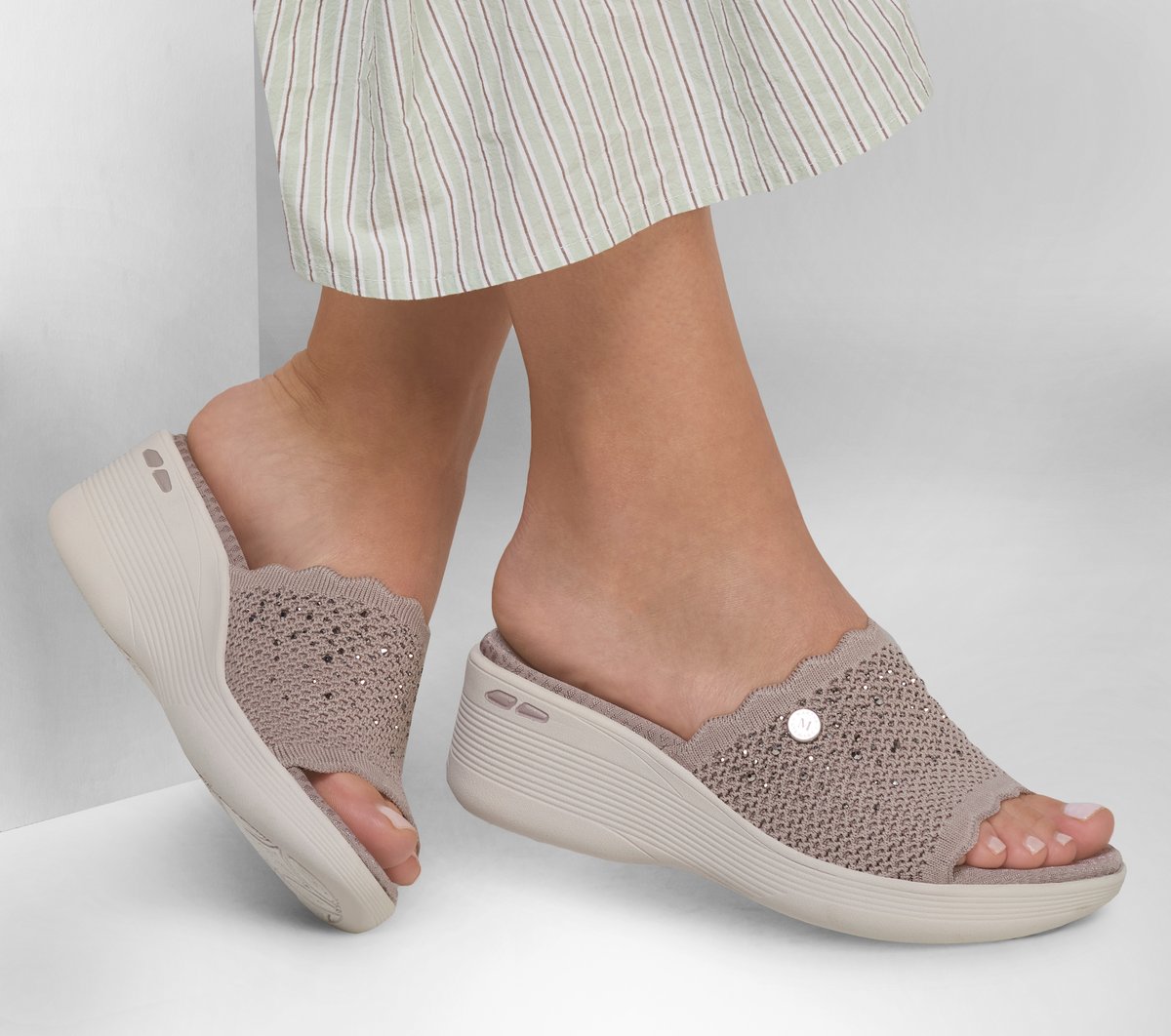 Martha Stewart: Pier-Lite - Light Essence | Skechers online