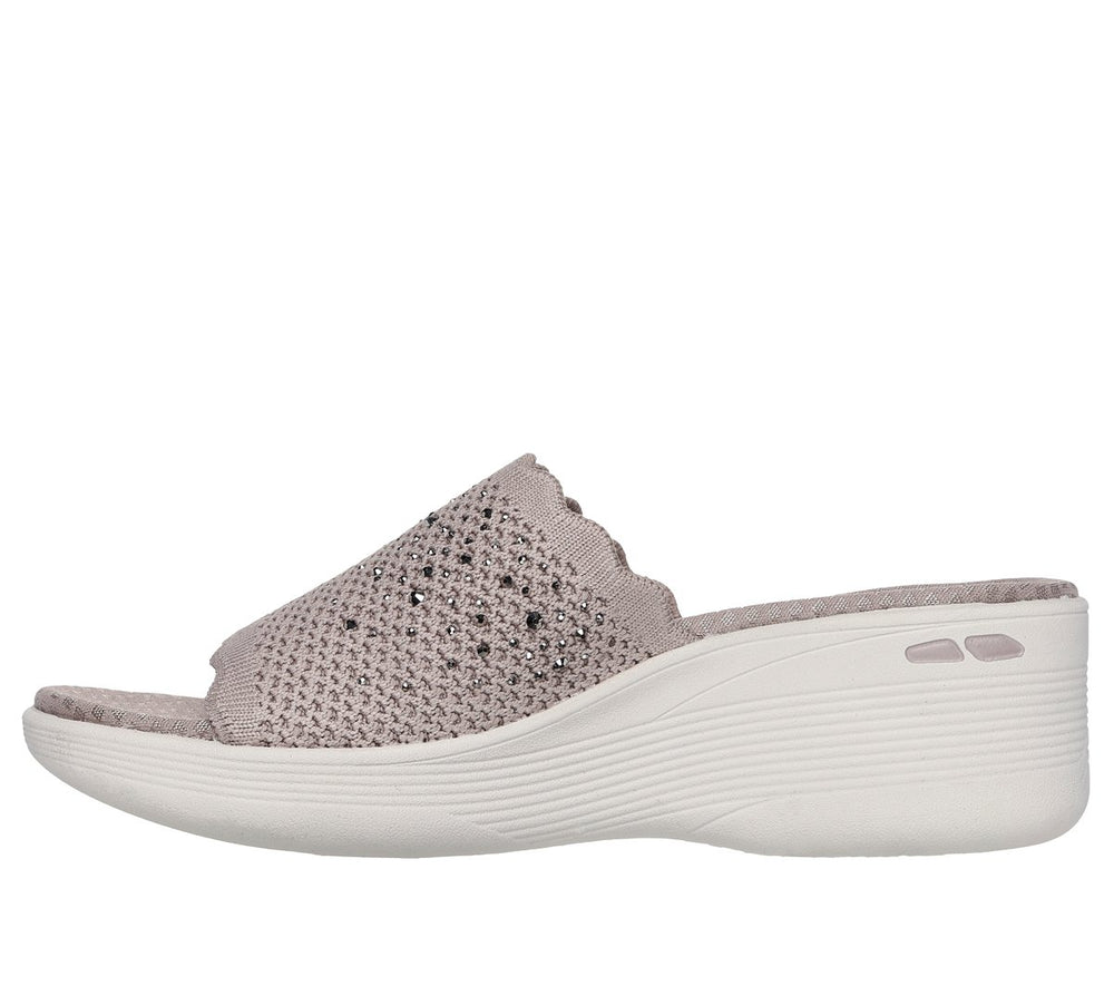 Martha Stewart: Pier-Lite - Light Essence | Skechers online