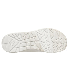 Jason Naylor: UNO - Open Your Heart | Skechers outlet