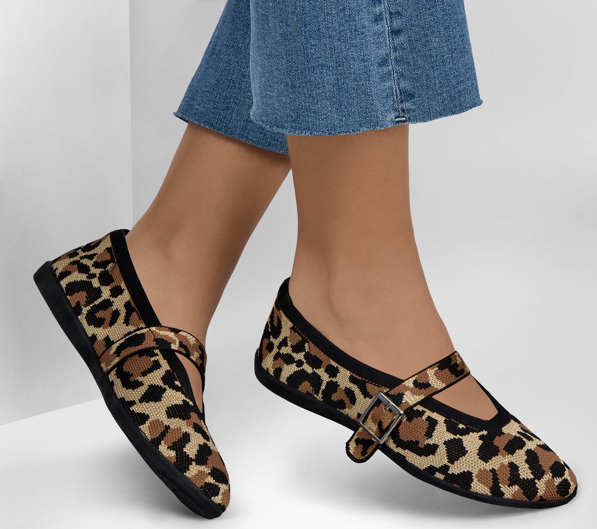 Cleo Walk - Runway Hit | Skechers sale