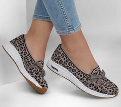 Martha Stewart: Arch Fit Living | Skechers for sale