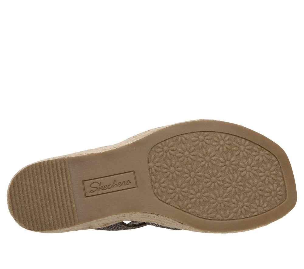 Martha Stewart:Iris - Unstoppable | Skechers for sale