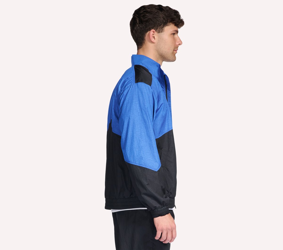 GO SHIELD Pace Jacket | Skechers US